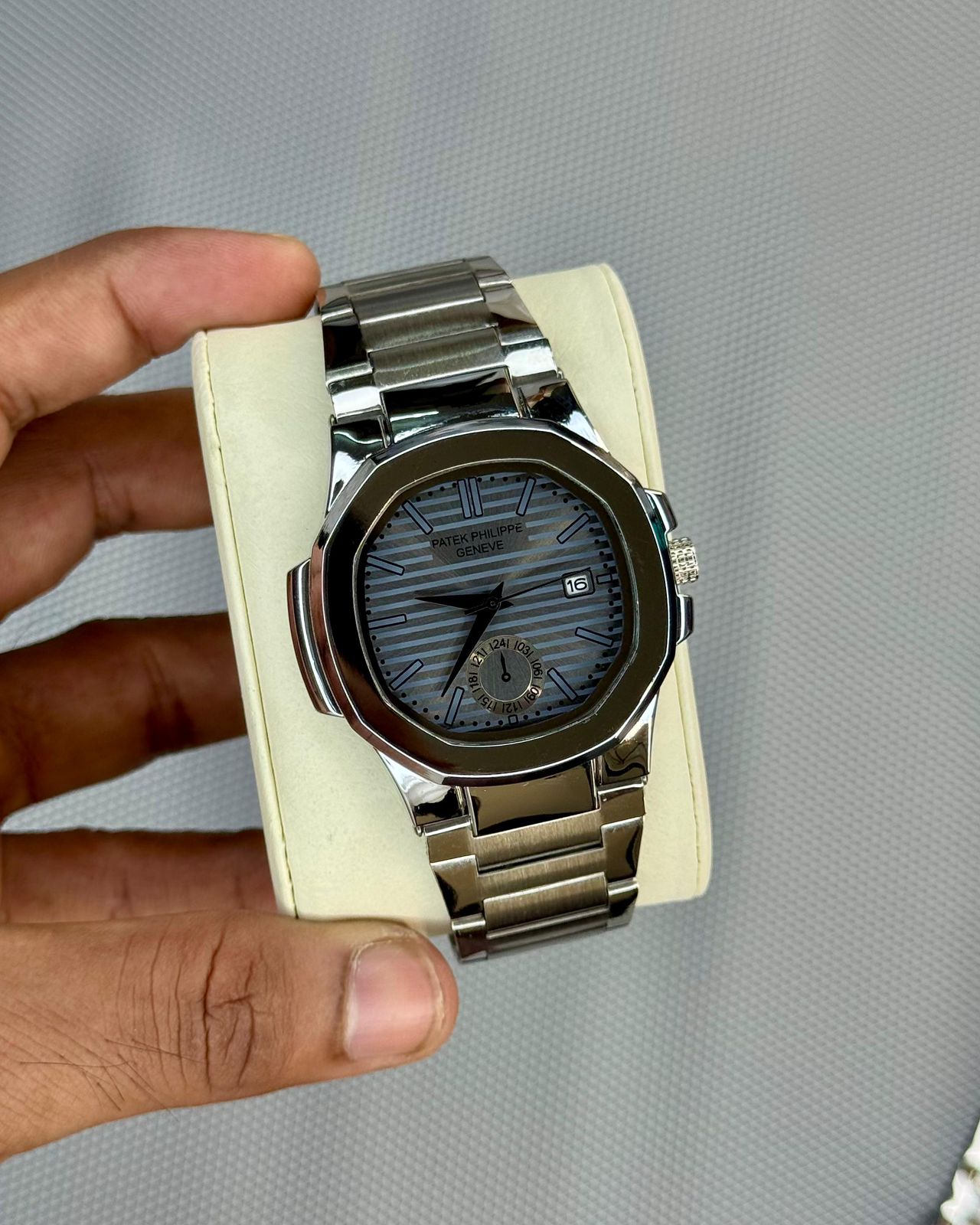 Patek Philippe Grey Dial Men's Watch – Moonphase Steel Luxury Edition