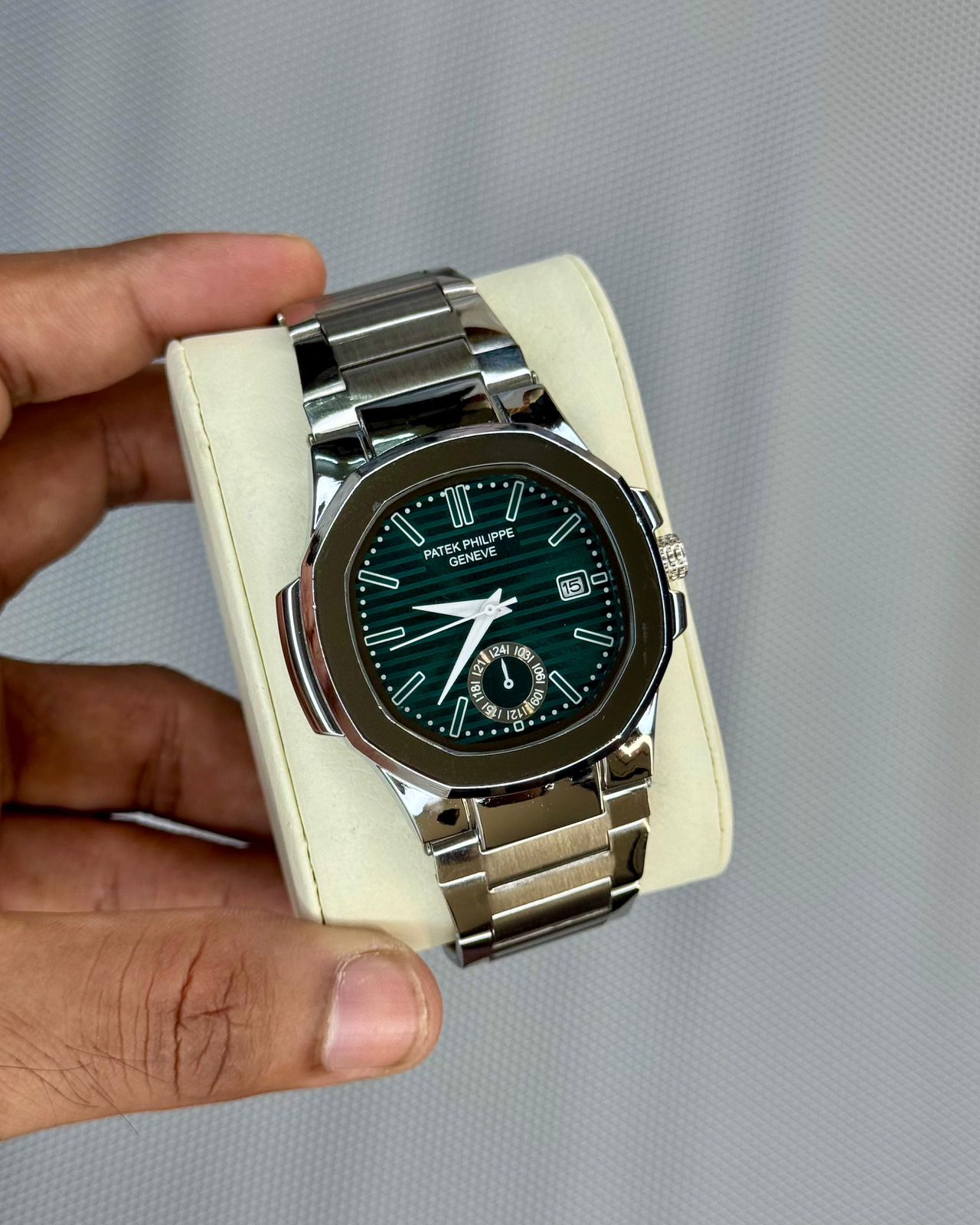Patek Philippe Green Dial Men's Watch – Steel Luxury Sport Edition